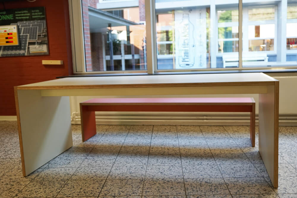 FormU-Tisch und -Bank-03